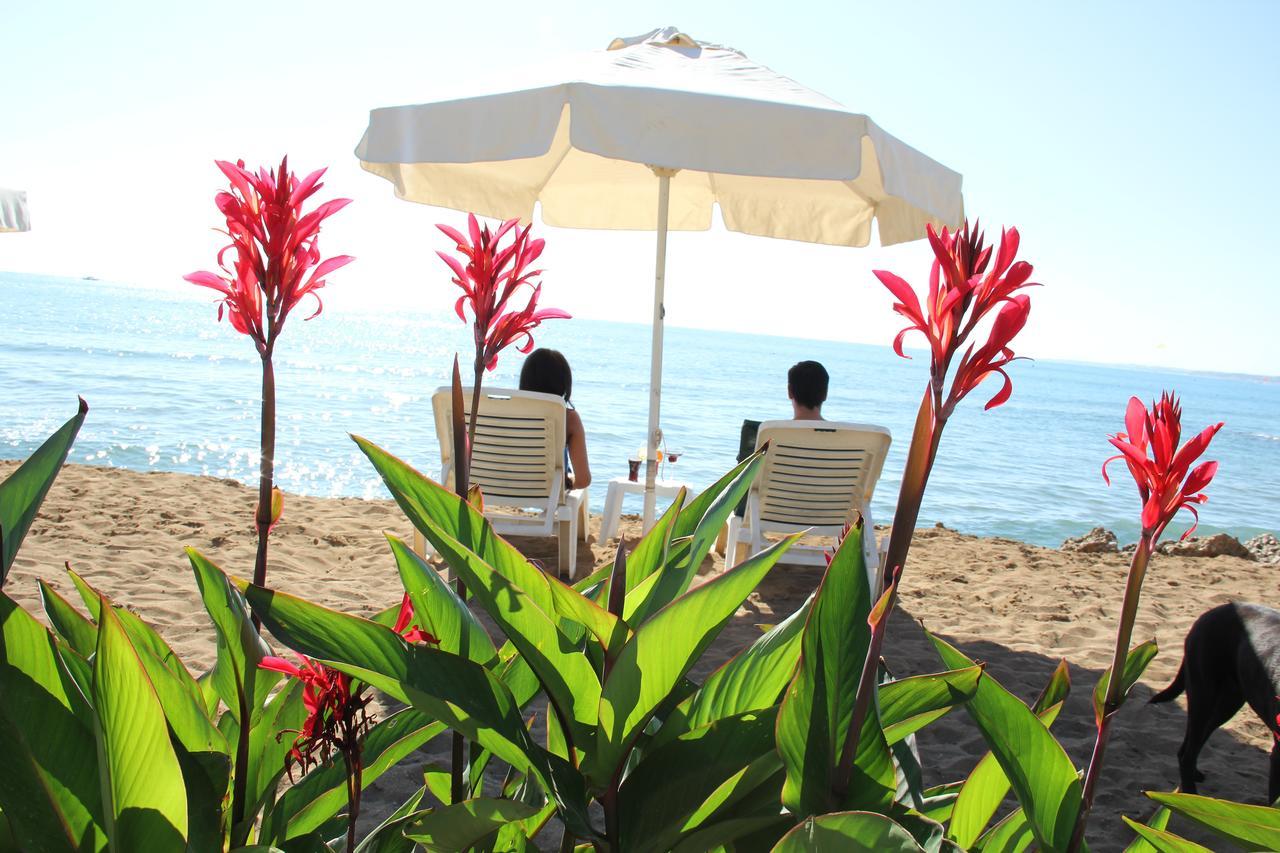 Kuba Beach Hotel Side Exterior photo