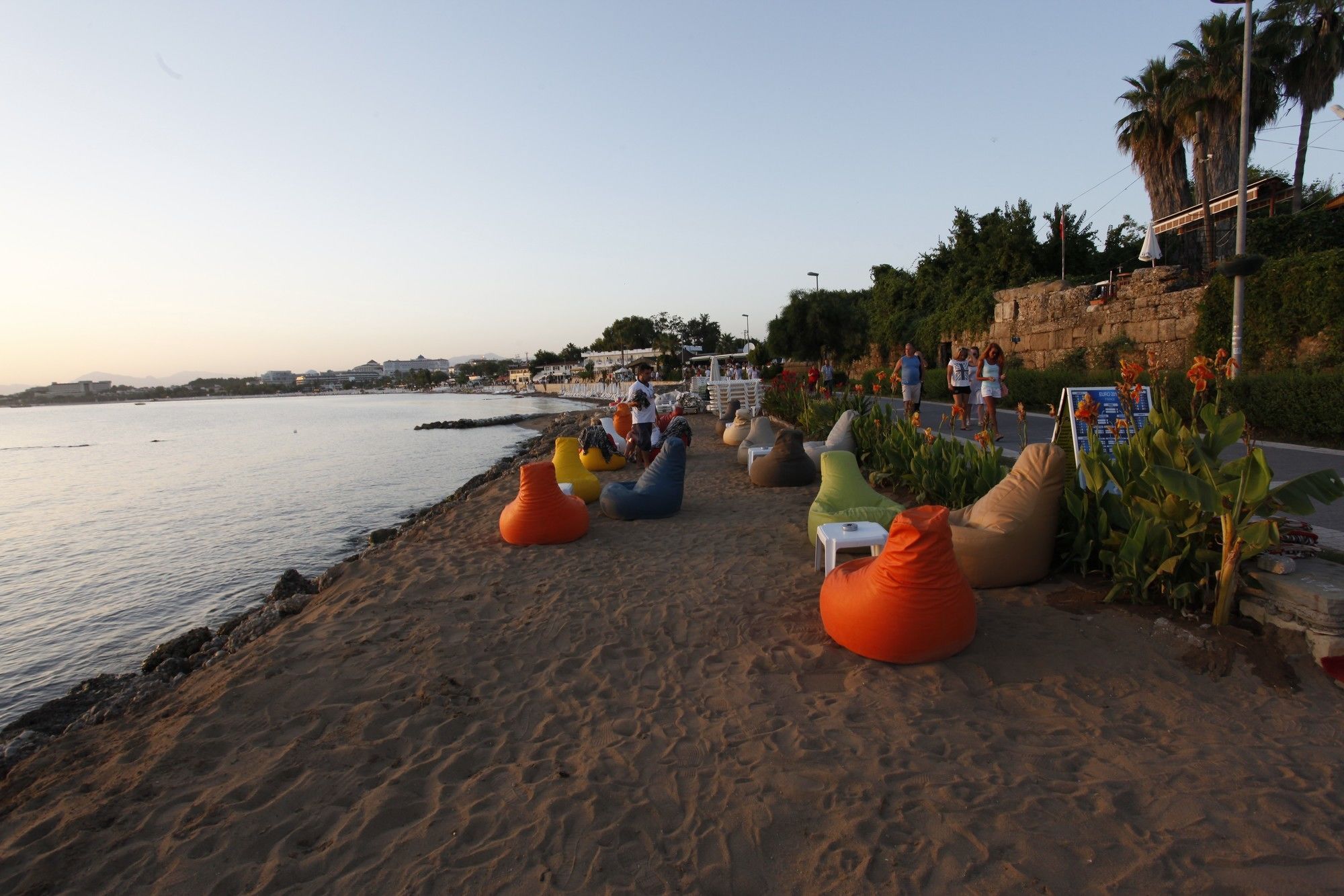 Kuba Beach Hotel Side Exterior photo